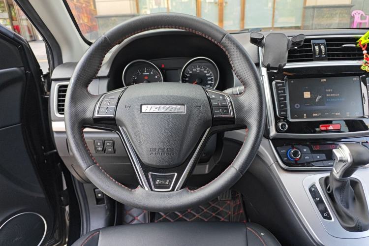 Used Haval M6 2019 1.5T DCT Two-Wheel Drive Elite Version China VI Standard
