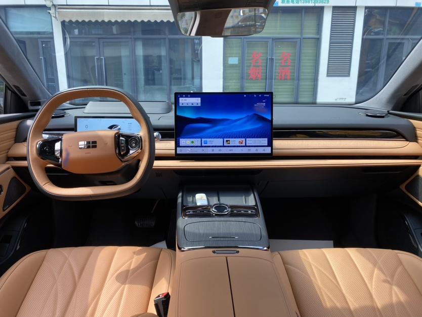 Geely Galaxy 8 2025 130km EM-P Starship Edition — снимка 16