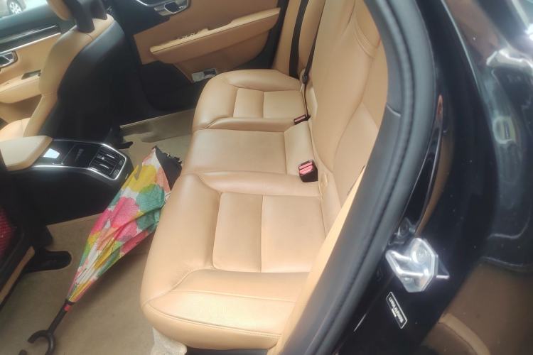 Used Volvo S90 2018 T4 Zhiyuan Edition
