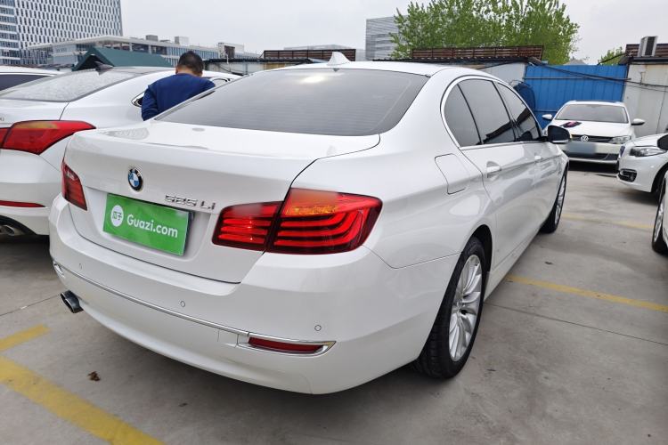 Used BMW 5 Series 2014 525Li Luxury Design Package Rear Right 45 Deg