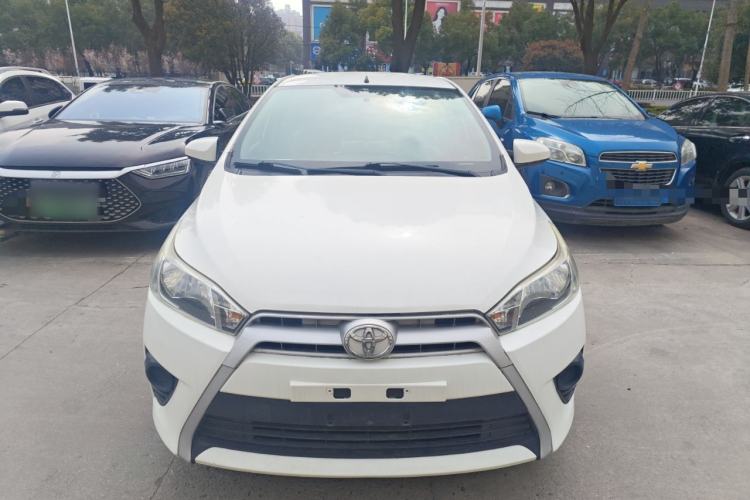 Used Toyota YARiS L Zhi Xuan 2015 1.5E Automatic Charm Edition
