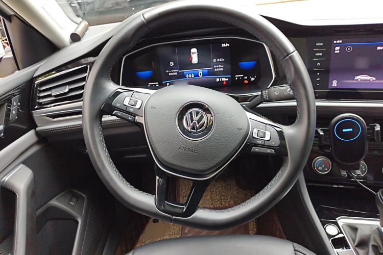 Used Volkswagen Sagitar 2021 280TSI DSG Comfort Connect Edition Steering Wheel