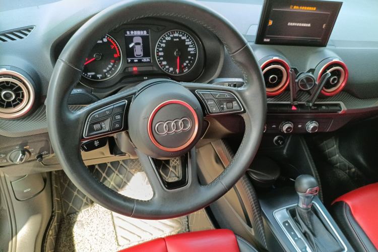 Used Audi Q2L 2018 35 TFSI Launch Exclusive Edition China VI
