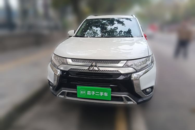 Used Mitsubishi Outlander 2020 2.0L Two-Wheel Drive Enjoyment Version 5 Seats