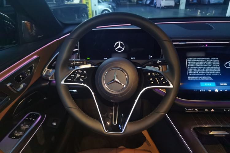 Used Mercedes-Benz E-Class 2024 Refresh E 300 L Stylish Edition
