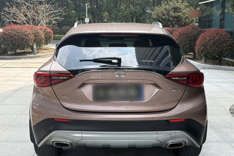 Used Infiniti QX30 2017 2.0T Four-Wheel Drive Sport Edition
