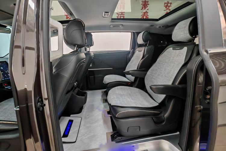 Used Hyundai Custo 2021 270TGDi Prestige LUX Interior 4