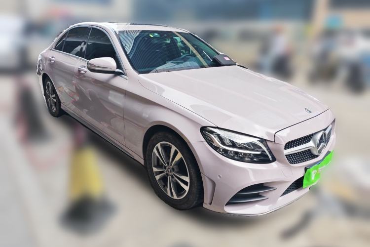 Used Mercedes-Benz C-Class 2019 C 180 L Fashion Edition Sport Version Front Right 45 Deg