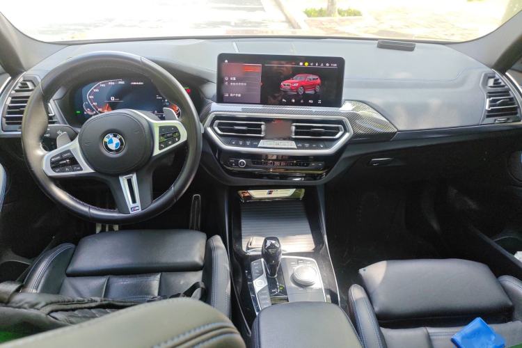 Used BMW X3 2022 M40i Center Console
