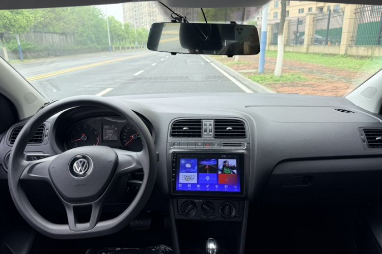 Used Volkswagen Polo 2018 1.5L Automatic Advanced Driving Model Interior 6