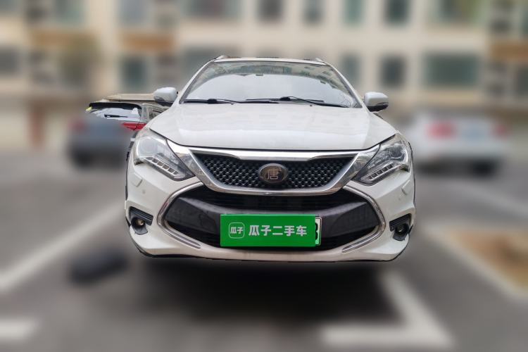 Used BYD Tang New Energy 2015 2.0T Four-Wheel-Drive Flagship Model