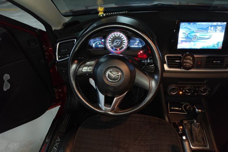 Used Mazda 3 Axela 2014 Sedan 1.5L Automatic Comfort Model Steering Wheel