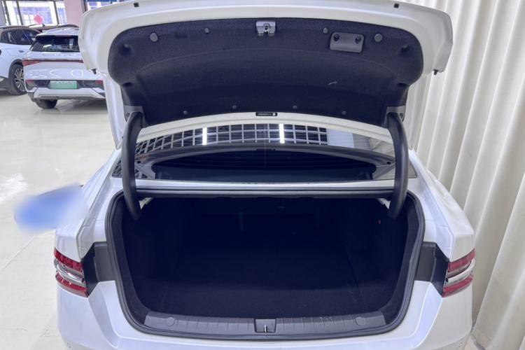 Used BYD Qin Pro New Energy 2019 EV Super Edition High-Power Smart Connect Luxurious Model