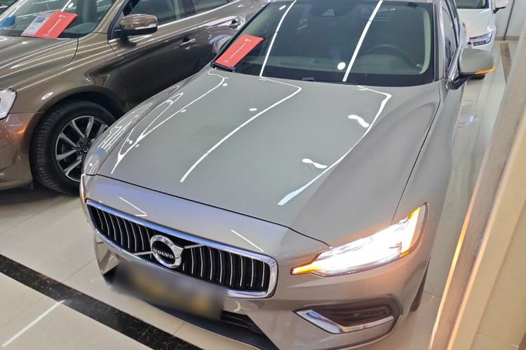 Used Volvo V60 2020 T5 Zhiyuan Luxury Edition