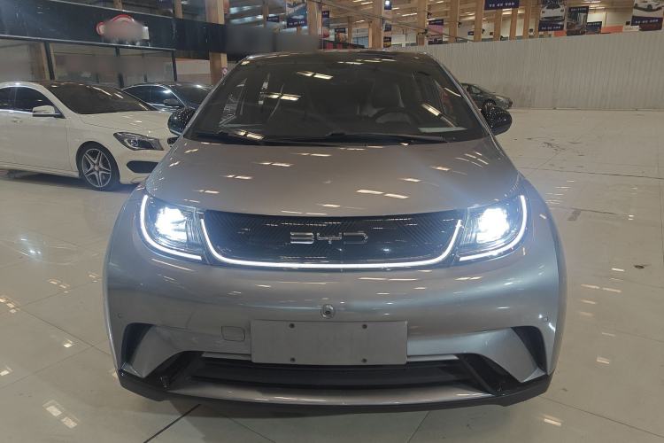 Used BYD Dolphin 2023 420 km Fashion Edition