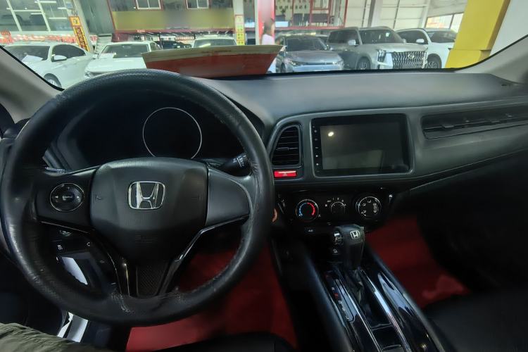 Used Honda Vezel 2017 1.8L CVT Front-Wheel Drive Pioneer Edition