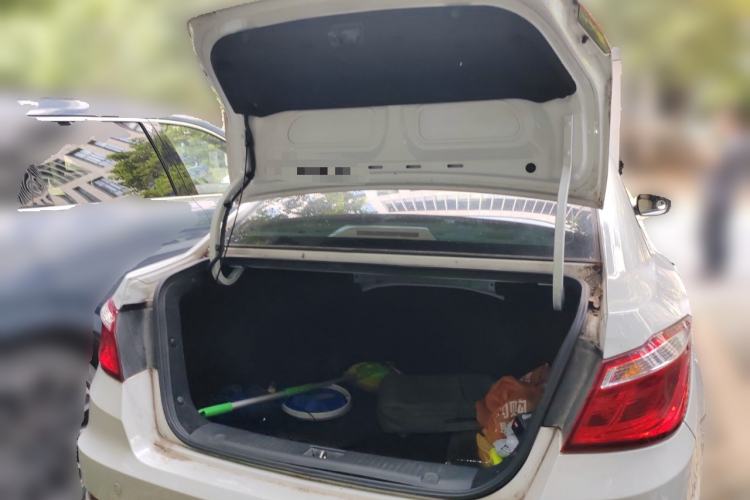 Used Changan Eado 2016 1.6L Manual Fashion Edition
