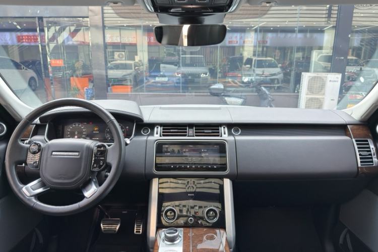 Used Land Rover Range 2021 3.0 L6 Centennial Edition Interior 1