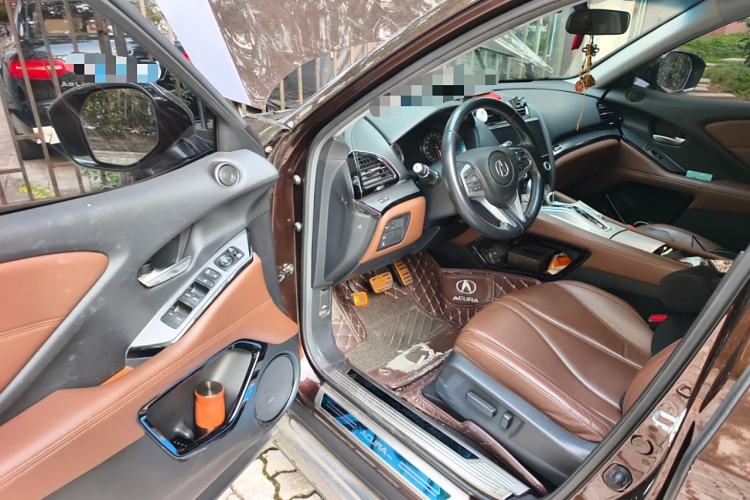 Used Acura CDX 2019 1.5T Two-Wheel Drive Deluxe Edition
