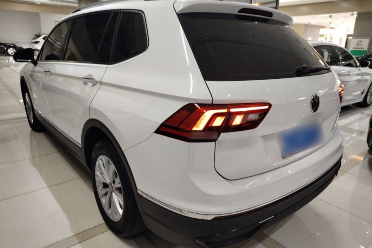 Used Volkswagen Tiguan L 2024 Outstanding Model 300TSI Automatic Two-Wheel Drive Longteng Edition Rear Left 45 Deg