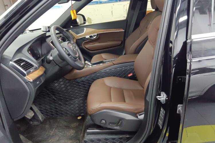 Used Volvo XC90 2024 B5 SmartDrive Luxury Edition 5 Seats