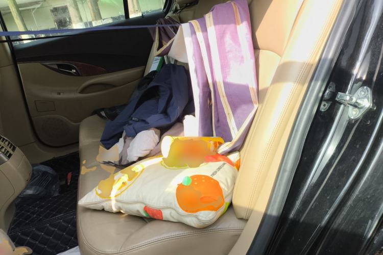 Used Buick LaCrosse 2012 2.4L SIDI Elegant Edition Left Rear Seat