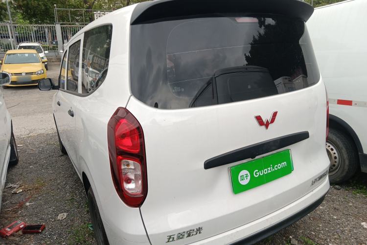 Used Wuling Hongguang New Energy 2025 Extended-Range Hybrid 50 km Standard Version Exterior 2
