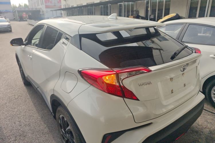 Used Toyota IZOA 2021 2.0L Yichi SPORT