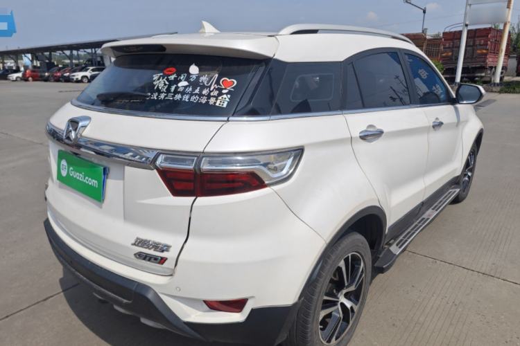 Used JMC Yusheng S330 2016 1.5L GTDi Automatic Two-Wheel Drive Prestige Edition Rear Right 45 Deg