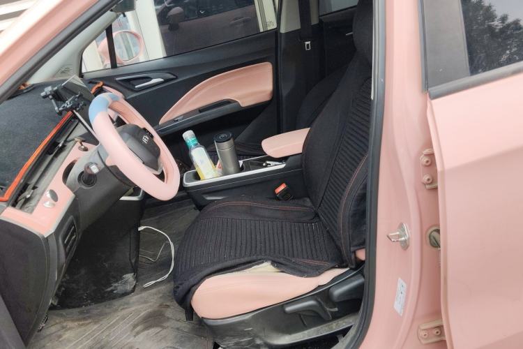 Used NETA V 2022 Chao 400 Lite Pink Custom Edition Left Front Seat