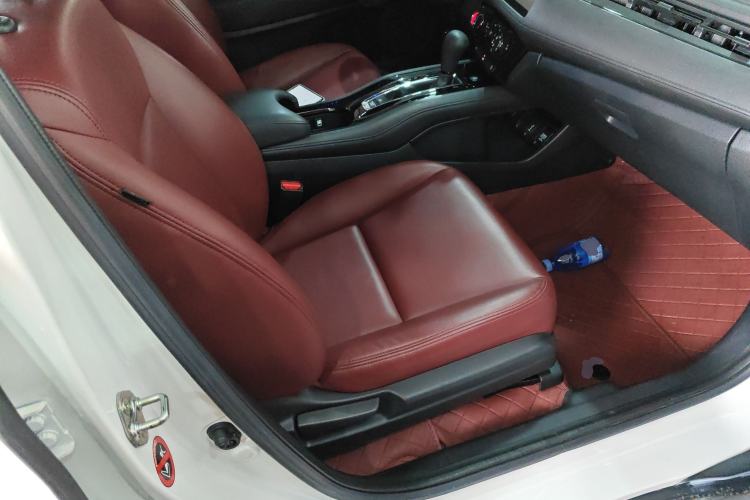 Used Honda Vezel 2020 1.5L CVT Luxury Edition
