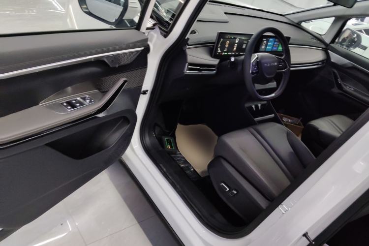 Used SAIC MAXUS Dajia 7 2024 Revised Version Super Hybrid Long-Range Edition Enjoyment Version Driver Seat