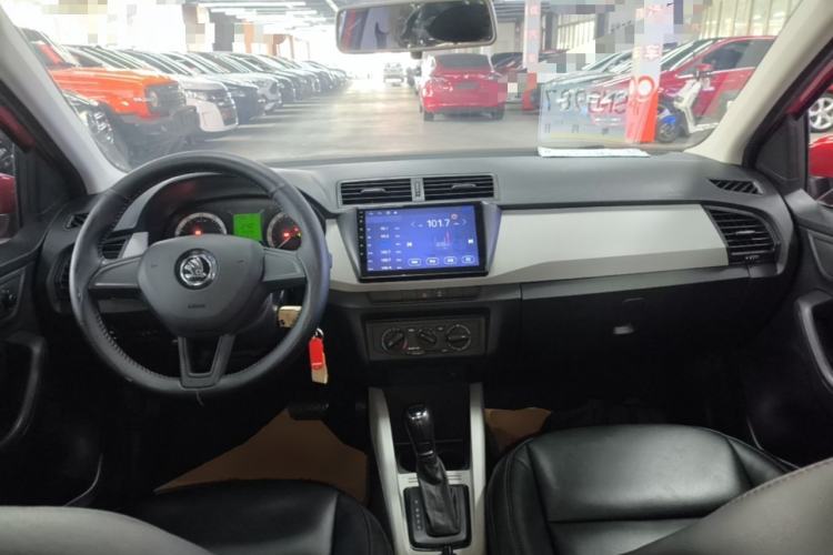 Used Skoda Fabia 2017 1.4L Automatic Car Enjoy Edition
