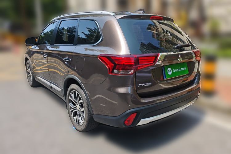 Used Mitsubishi Outlander 2018 2.4L 4x4 Elite Edition 5 Seats
