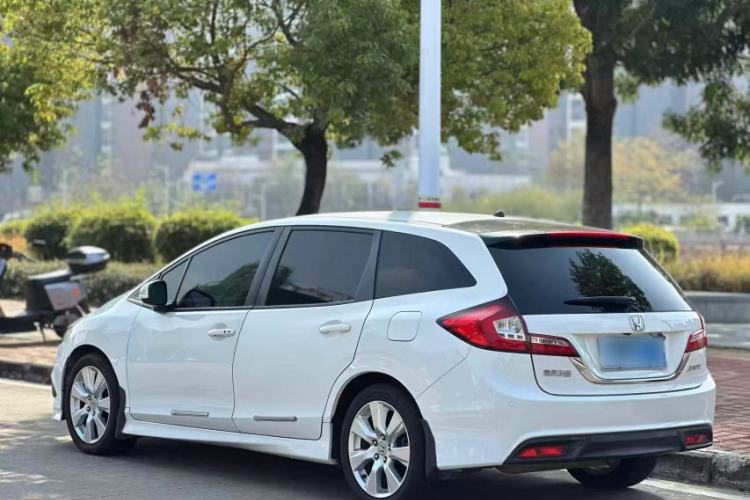 Used Honda Jade 2014 1.8L Automatic Comfort Elite Version 5 Seats
