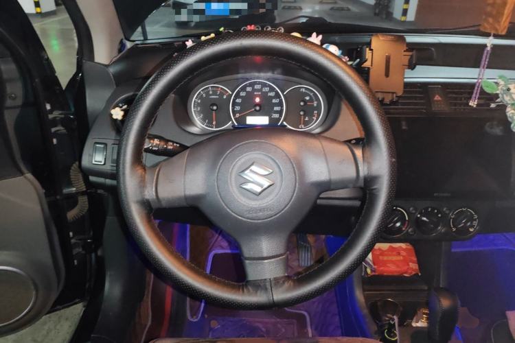 Used Suzuki Swift 2016 1.5L Automatic Fashionable Coolplay Edition