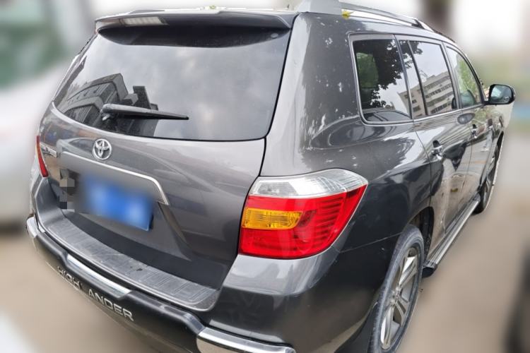 Used Toyota Highlander 2009 2.7L Two-Wheel Drive 7-Seater Luxury Edition Rear Right 45 Deg