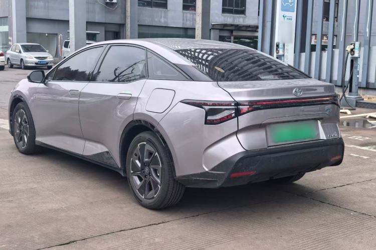 Used Toyota bZ3 2024 517 km Elite PRO