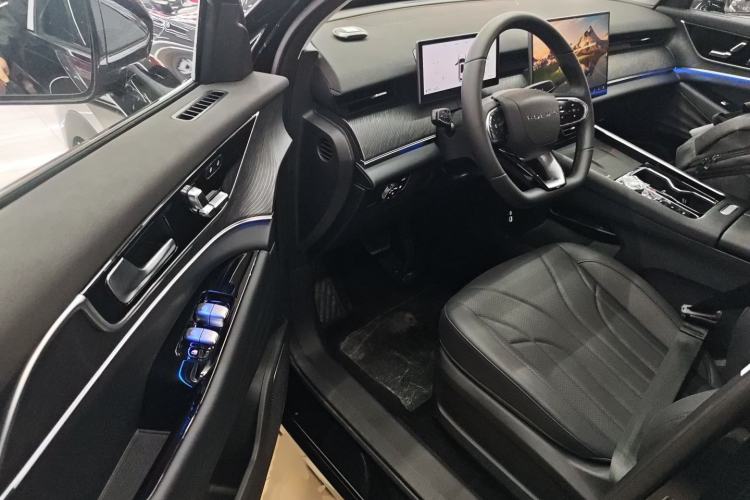 Used Chery Fengyun T9 2025 120 Long-Range Luxury Version 5-Seater with Ternary Lithium Battery
