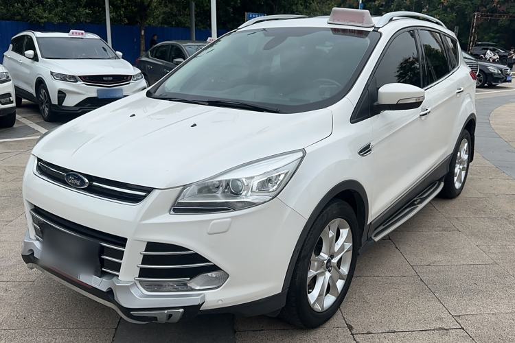 Used Ford Kuga 2015 2.0L GTDi Four-Wheel-Drive Sport Model