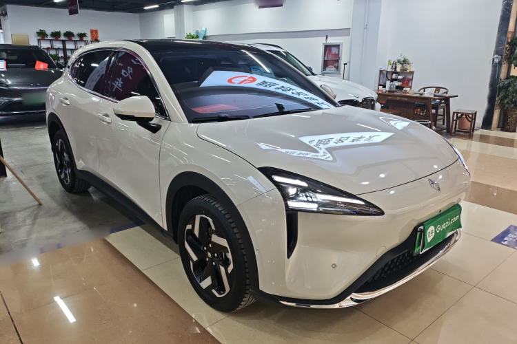 Used Baojun Yunhai 2024 500km Pure Electric Version Front Right 45 Deg