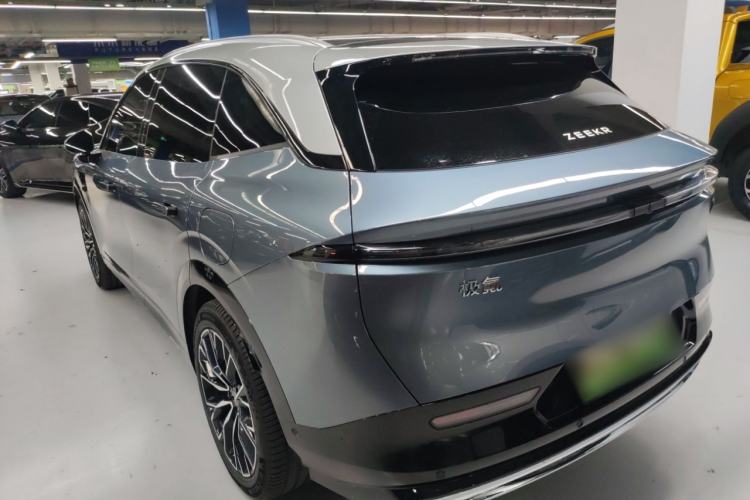 Used Zeekr 7X 2025 100 kWh Long-Range Rear-Wheel Drive with Intelligent Driving Features Exterior 2