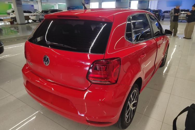 Used Volkswagen Polo 2016 1.6L Automatic Comfort Model Rear Right 45 Deg