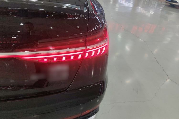 Used Audi A6L 2025 45 TFSI quattro Prestige Dynamic Edition
