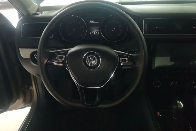 Used Volkswagen Sagitar 2017 1.6L Automatic Comfort Model
