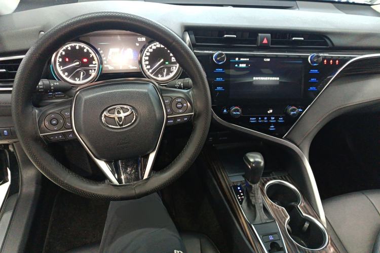 Used Toyota Camry 2019 2.0G Luxury Edition China VI Standard
