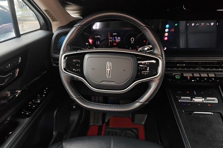 Used Lincoln Corsair 2023 2.0T Two-Wheel Drive Luxury Edition Steering Wheel