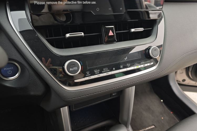 Used Toyota FRONTLANDER 2023 2.0L Smart Electric Hybrid Dual-Engine Deluxe Version
