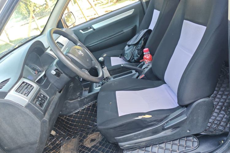 Used CHANGAN KAICHENG Shenqi F30 2019 1.5L Comfort Edition China VI Dual-Cab Long Wheelbase DAM15KL Left Front Seat