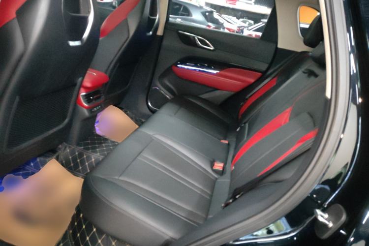 Used Hongqi HS3 2023 1.5T Two-Wheel Drive Shanwei Edition Left Rear Seat